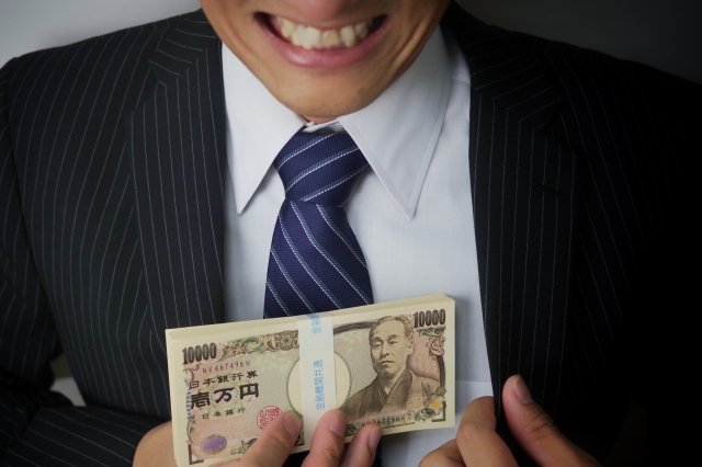 ヤミ金業者は金をせしめてほくそ笑む。三原市で弁護士に無料相談して解決へ